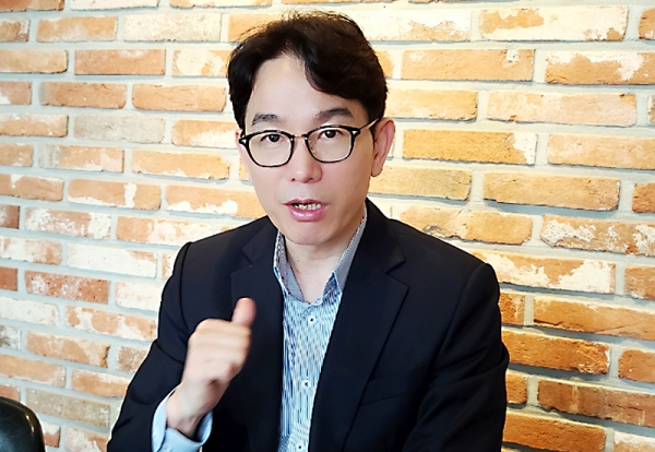 김용만 대표